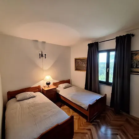 Kosmajski Beg: Vasa Privatna Vikendica Sa Bazenom וילה