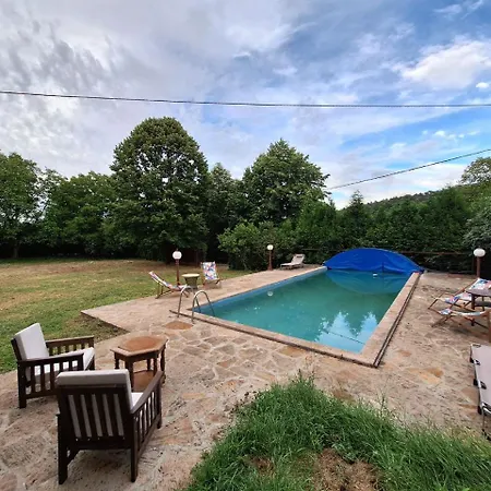 Villa Kosmajski Beg: Vasa Privatna Vikendica Sa Bazenom